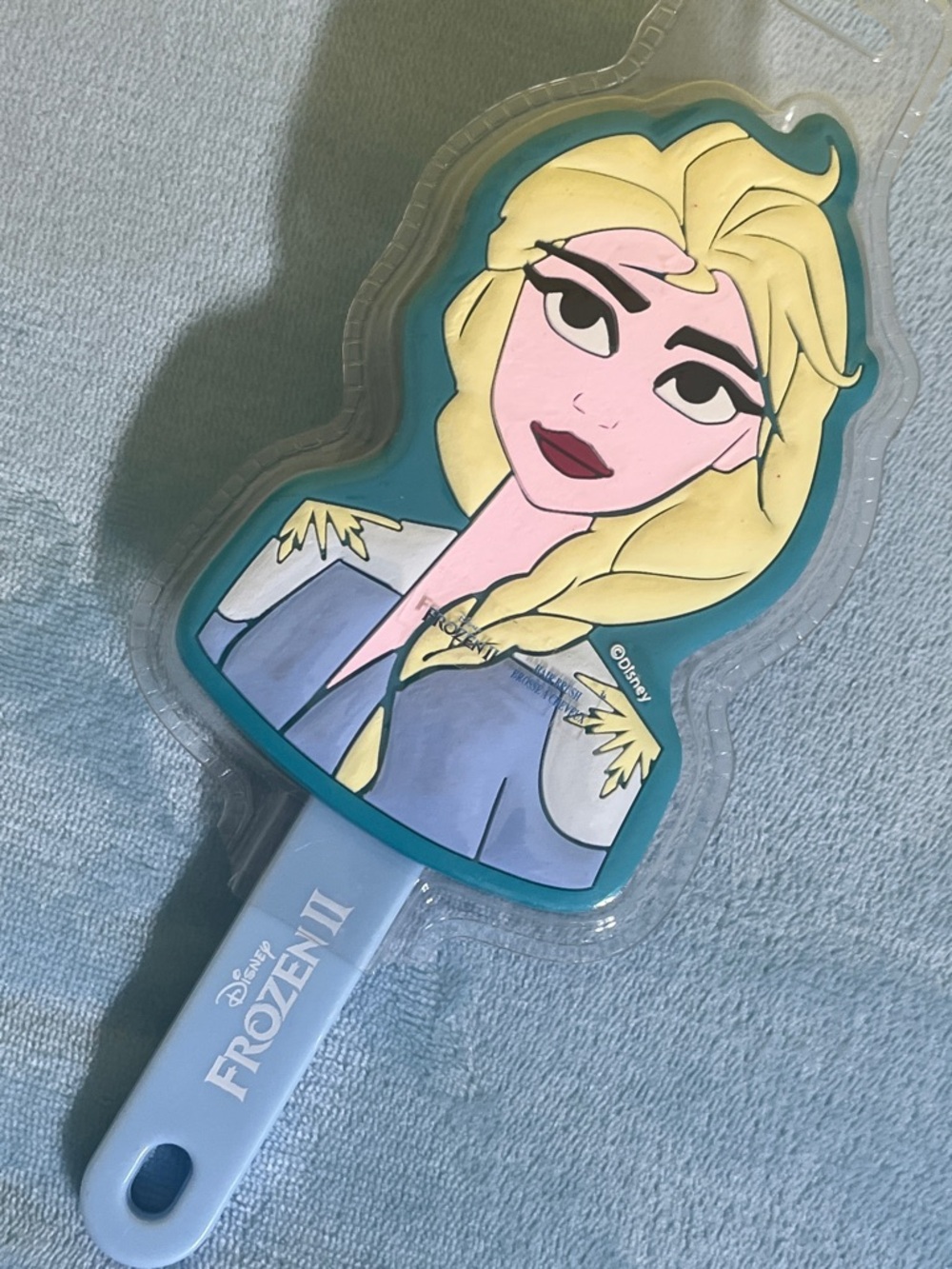 NEW Disney Frozen II Elsa Detangling Hairbrush